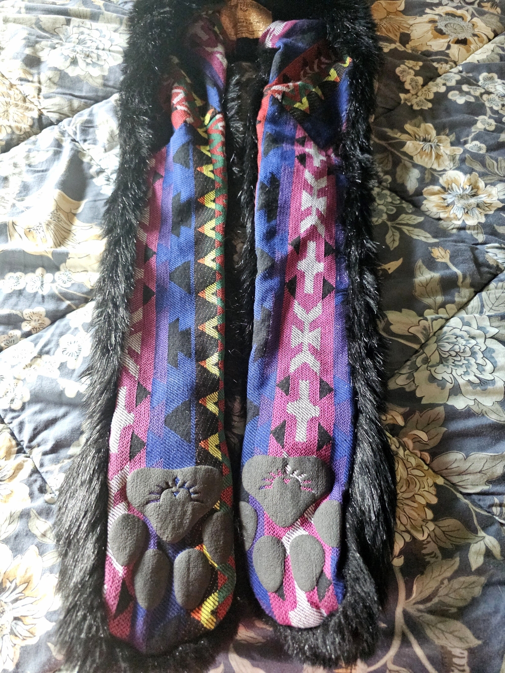 Collectors Edition Rabbit Spirithood - Picture 2 of 4